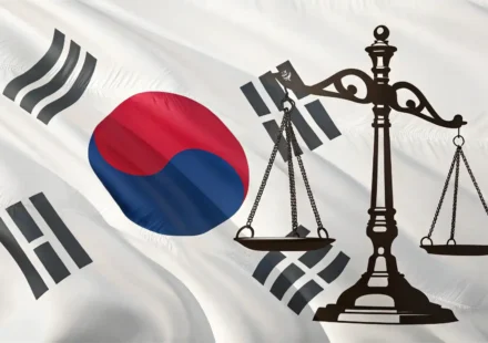 체중계 아이콘과 영어 말풍선으로 '살' 관련 다양한 영어 표현 학습을 나타내는 이미지