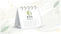 6월을 나타내는 달력 아이콘과 영어 학습을 상징하는 빛나는 말풍선 아이콘.